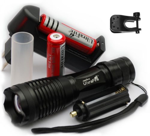  Ultrafire ZOOM CREE XML svetilka 2000lm + 2 bateriji + dodatki