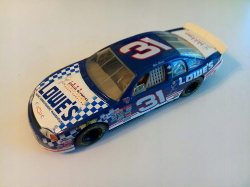  AKCIJA 1998 MIKE SKINNER #31 CHEVY LOWE'S SPECIAL OLYMPICS NASCAR 1:24