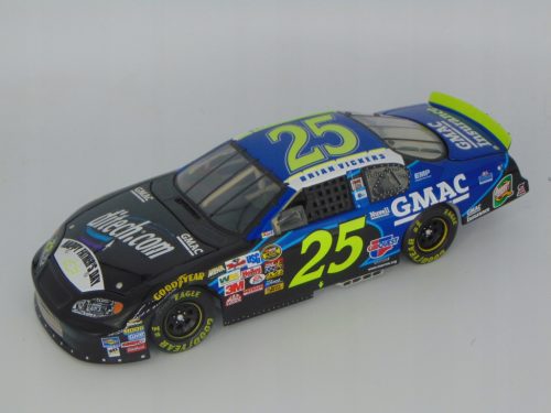  AKCIJA 2004 BRIAN VICKERS #25 CHEVY GMAC DITECH OČETOVSKI DAN NASCAR 1:24